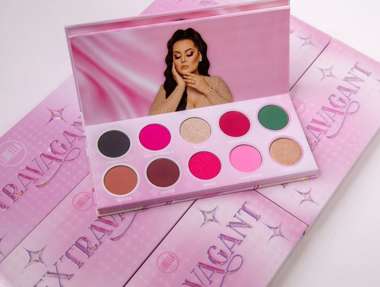 EYE SHADOW PALETTE LURELLA X THE AGUILARS EXTRAVAGANT