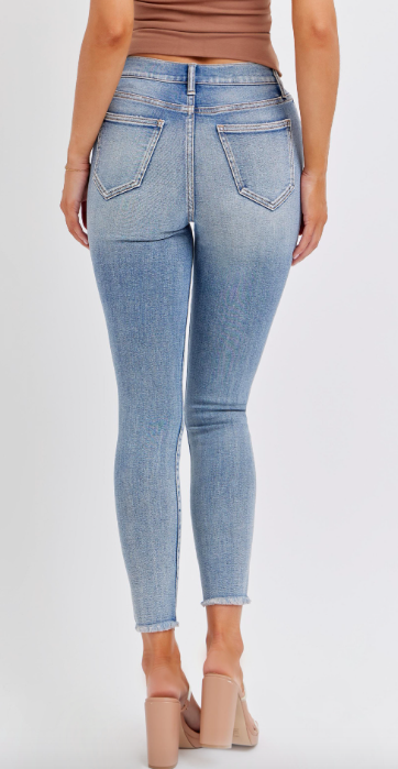 Sara Jeans- Tint